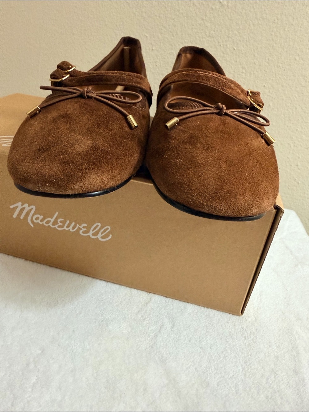 MADEWELL GRETA BOW DOUBLE-STRAP BALLET FLAT IN SUEDE - Soft Mahogany in Size 8 - Picture 4 of 12